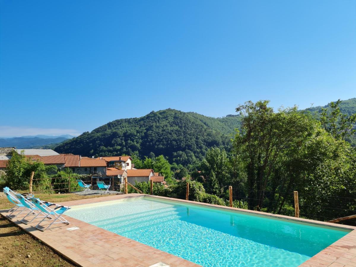 Le Case Nel Borgo Fivizzano Exterior photo