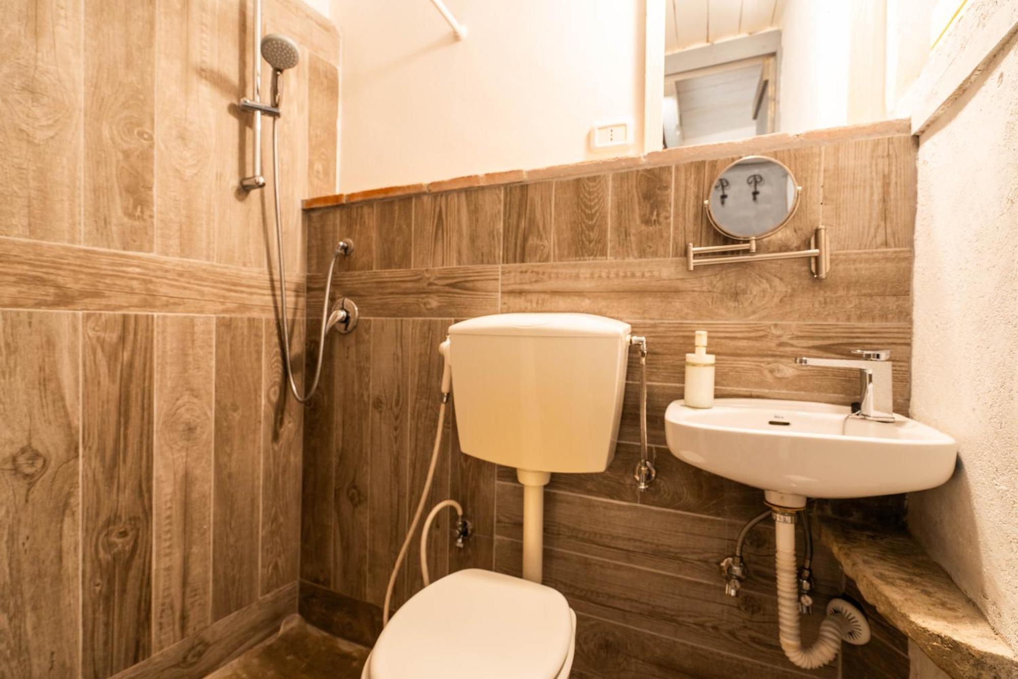 Le Case Nel Borgo Fivizzano Exterior photo